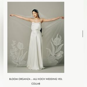 Ofrenda Studio Bloom Organza Veil - new, ivory, 108”